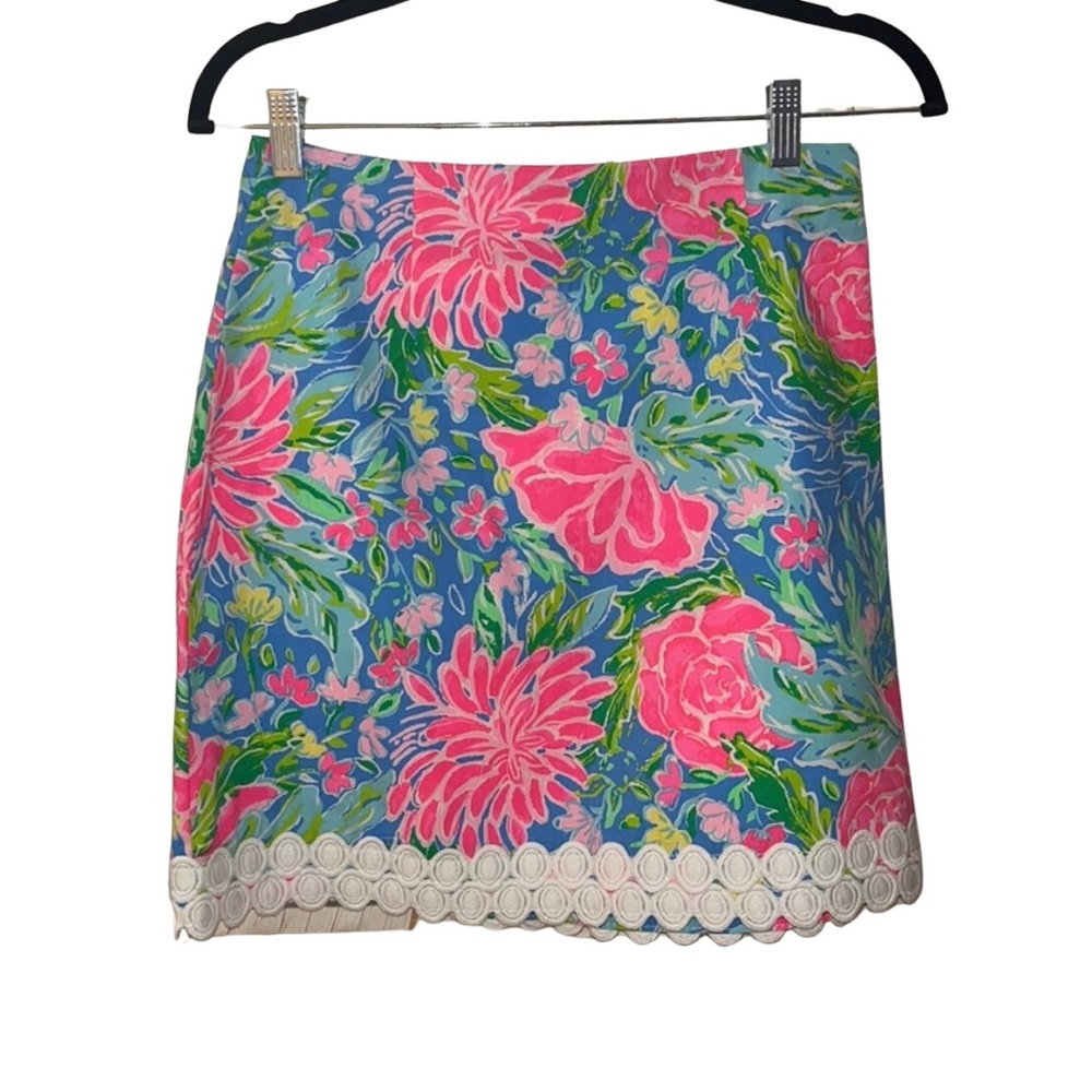 Lilly Pulitzer skirt, with lace trim bottom.